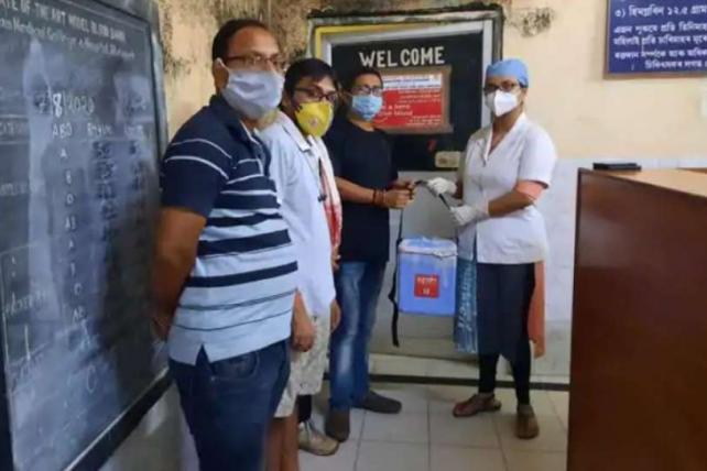 Plasma was handed over in early morning to the Dibrugarh medical college.(matribhumi)